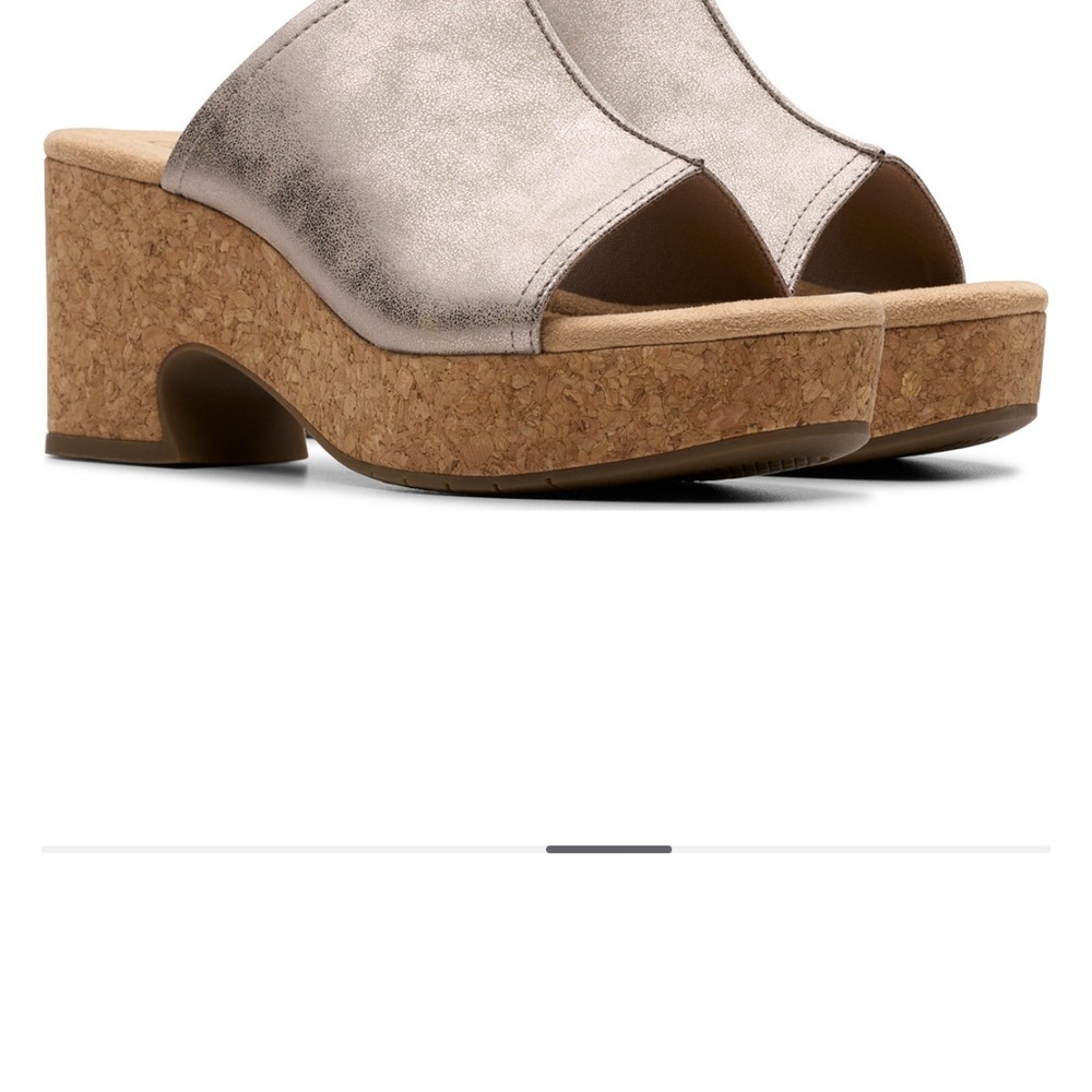 Clark’s Collection Nerisa Vine Wedge Elegant Metallic Cork Mules